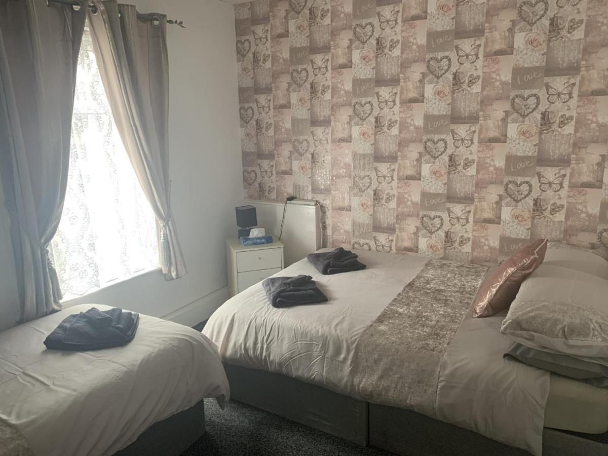 The Butterfly Hotel Group Weekends (Adults Only) ブラックプール エクステリア 写真